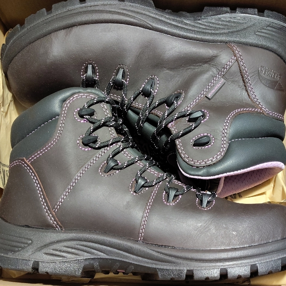 Women's Hiking Boots - Black and Purple